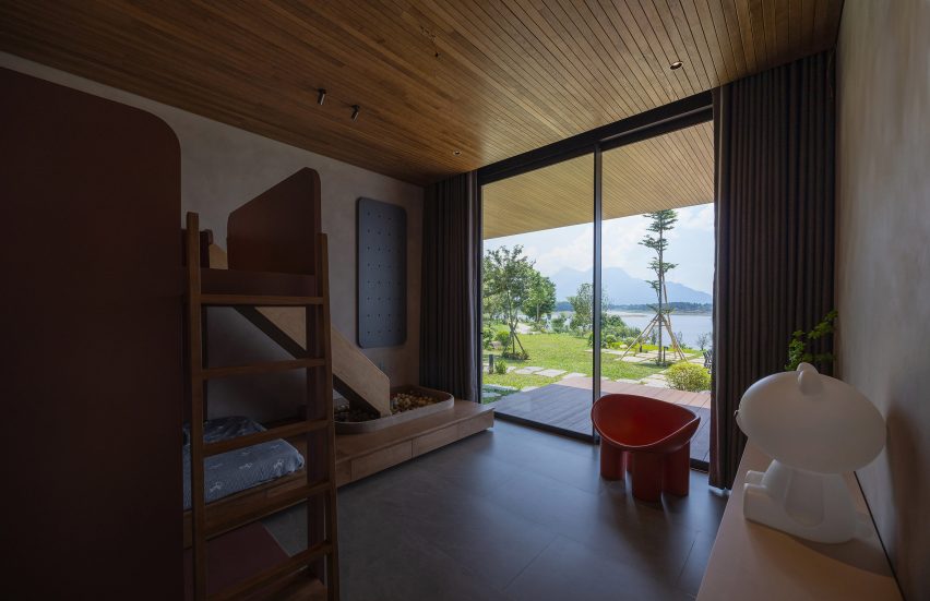 SuoiHai Villa in rural Vietnam by APDI Architects