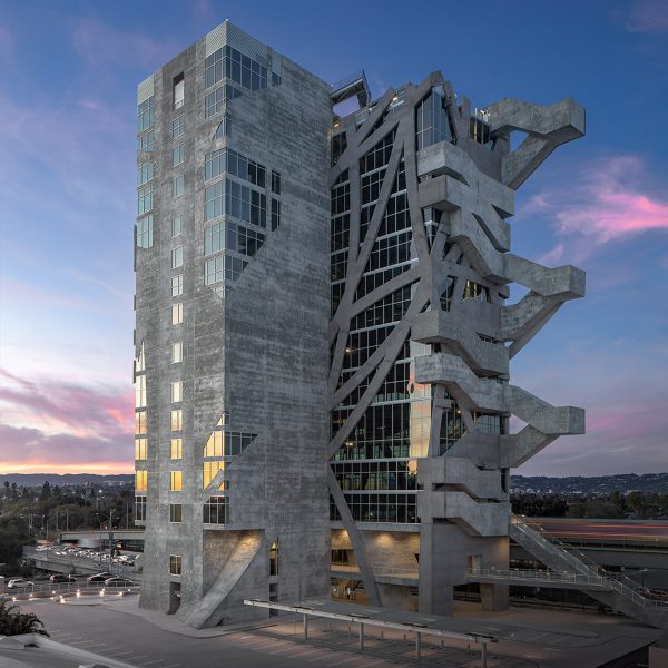 (W)rapper tower in Los Angeles