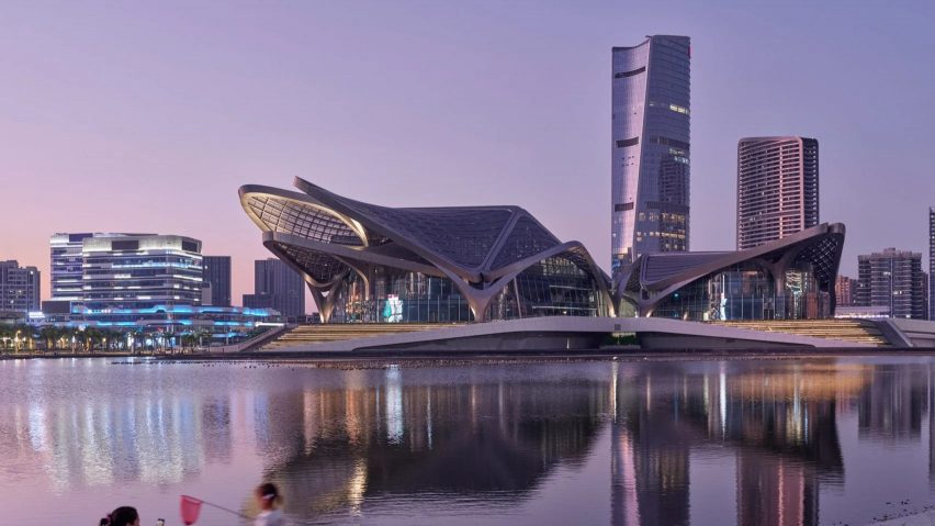 Zaha Hadid Zhuhai Jinwan Arts Centre