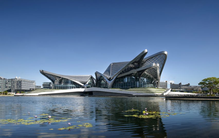 Zhuhai Jinwan Civic Art Centre by Zaha Hadid Architects