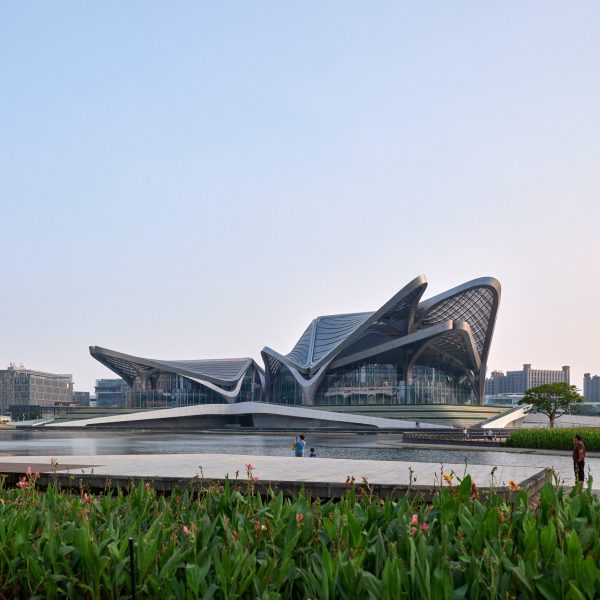 Zaha Hadid Civis Arts Centre China