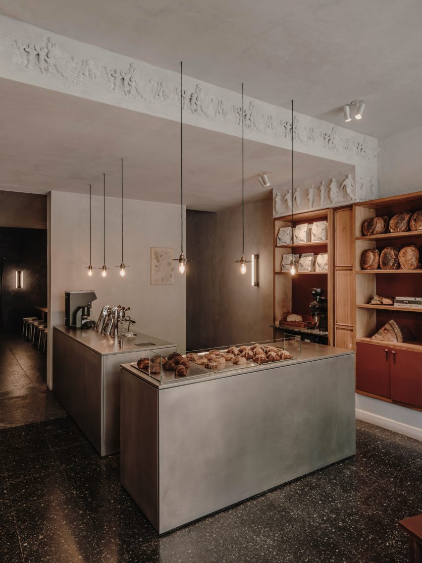 Acid Cafe and Bakeshop in Madrid by Plantea Estudio
