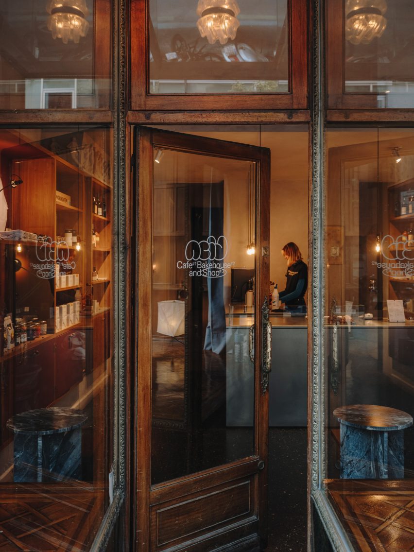 Acid Cafe and Bakeshop in Madrid by Plantea Estudio