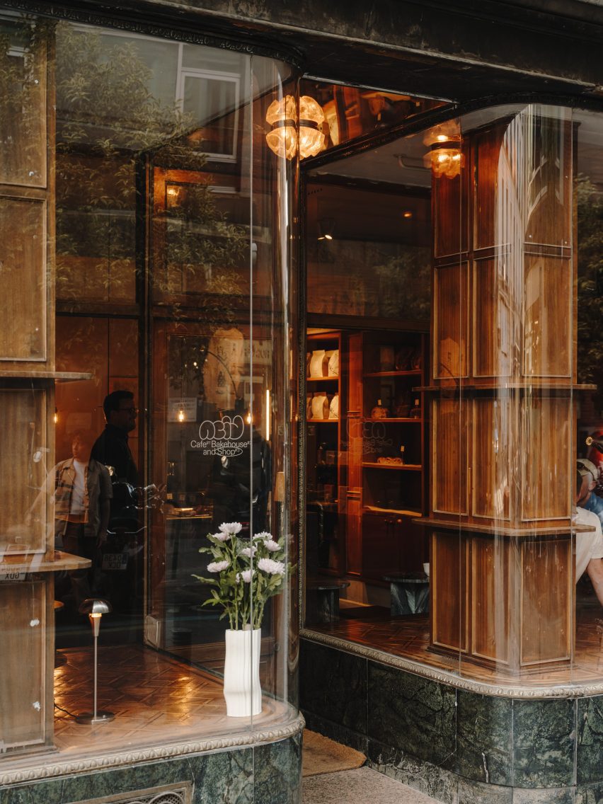Acid Cafe and Bakeshop in Madrid by Plantea Estudio