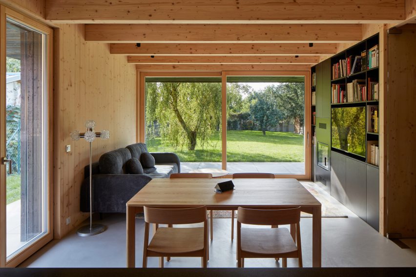 Hut-inspired House by Atelier Hajný