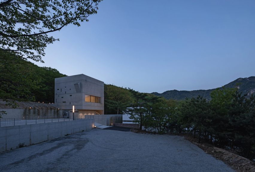 Meditation Chapel by Atelier Koma