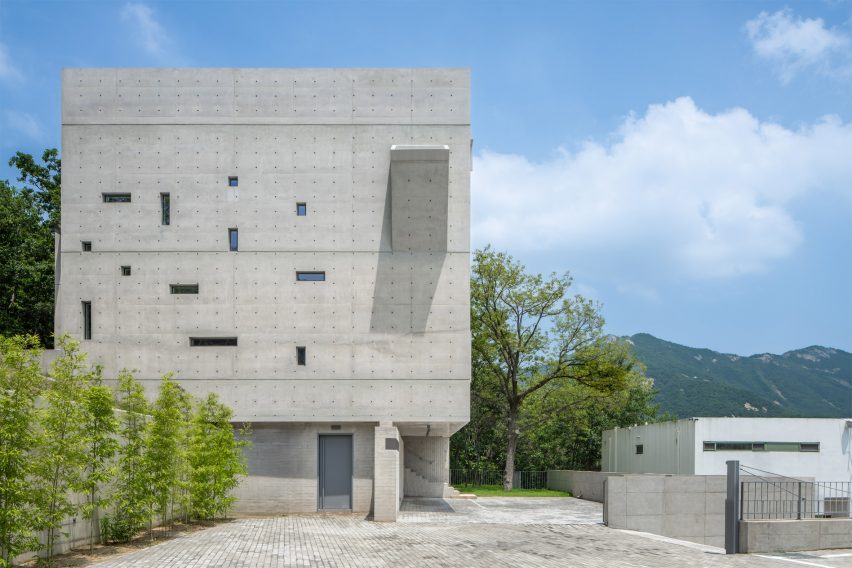 Meditation Chapel by Atelier Koma