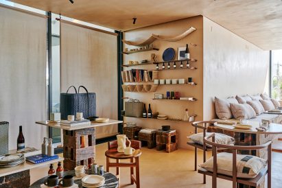 Shop in Austa restaurant