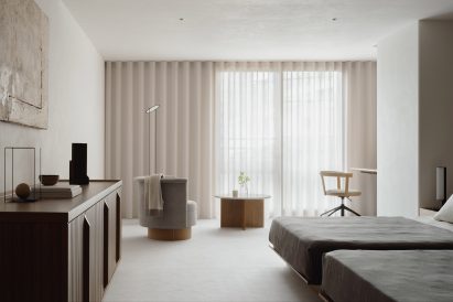 Bedroom interior of Tokyo apartment by Karimoku Case