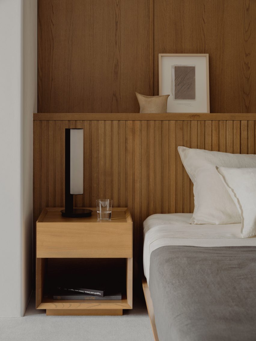 Azabu Hills Residence in Tokyo by Karimoku Case