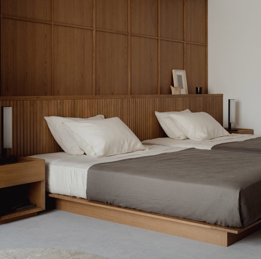 Azabu Hills Residence in Tokyo by Karimoku Case