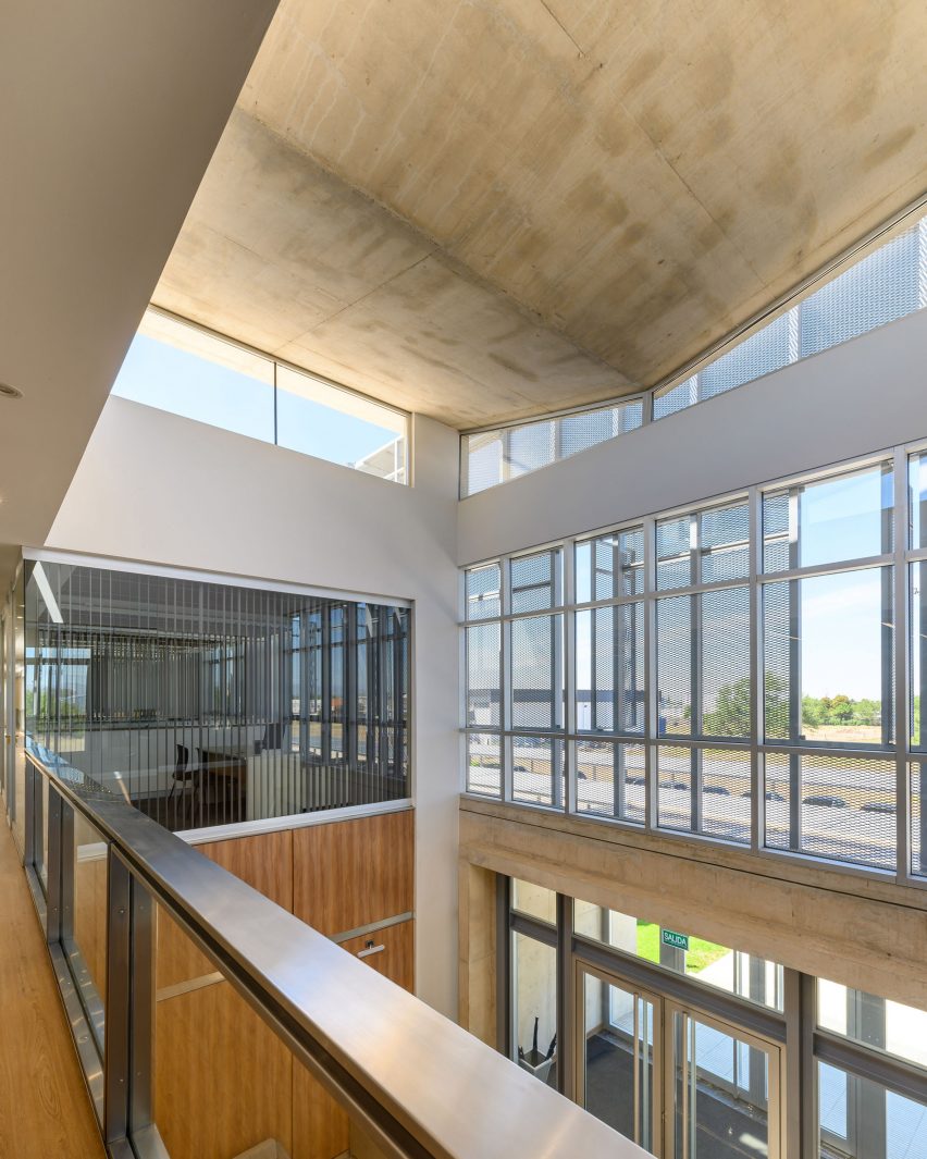 Lobby area with concrete ceiling