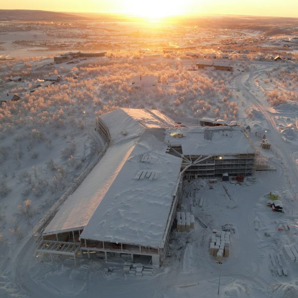 Aerial photo of Čoarvemátta by Snøhetta under construction