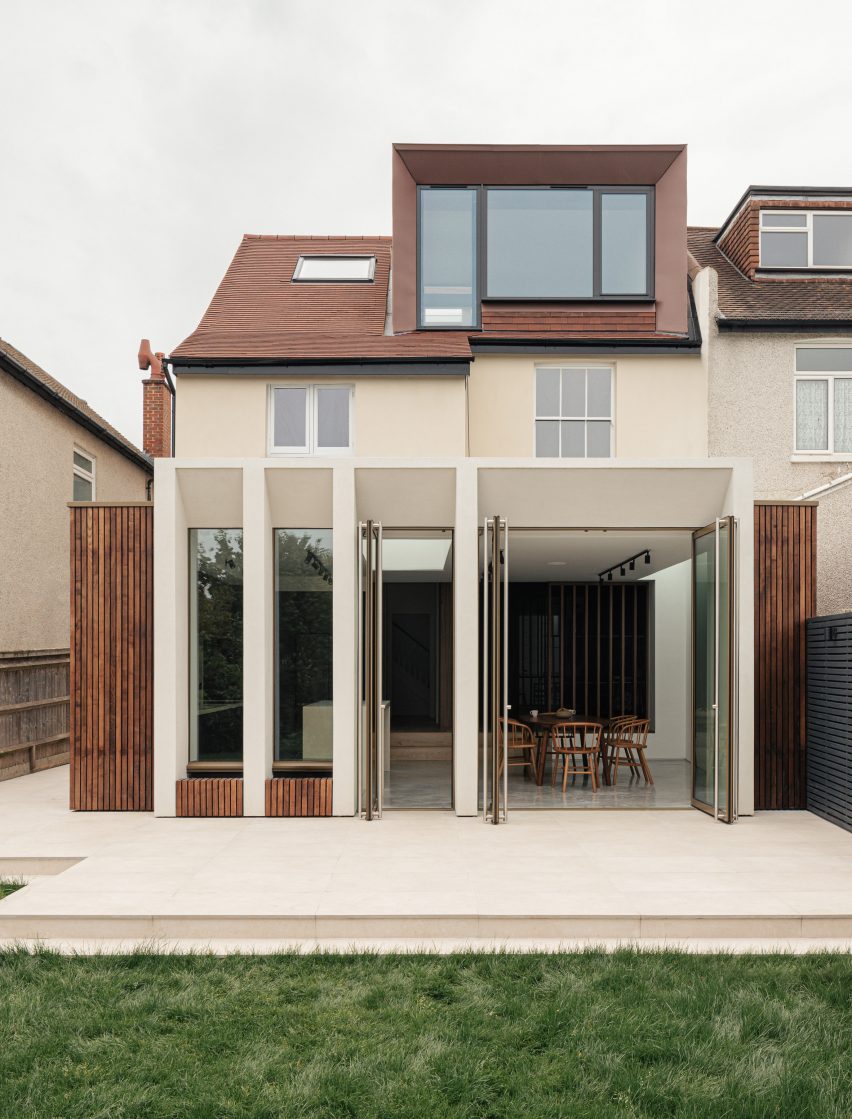 Colonnade by Will Gamble Architects in Croydon, London