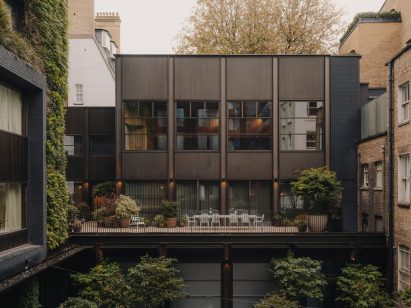 Mayfair office by Oskar Kohnen 