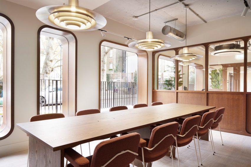 dMFK retrofits 1970s office building in Fitzrovia, London