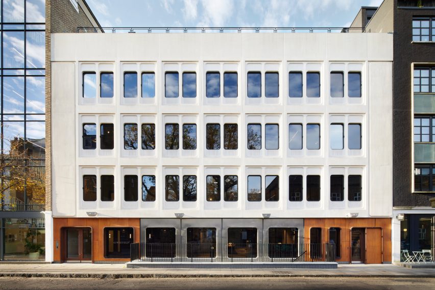 dMFK retrofits 1970s office building in Fitzrovia, London