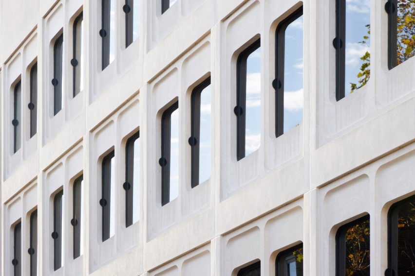 dMFK retrofits 1970s office building in Fitzrovia, London