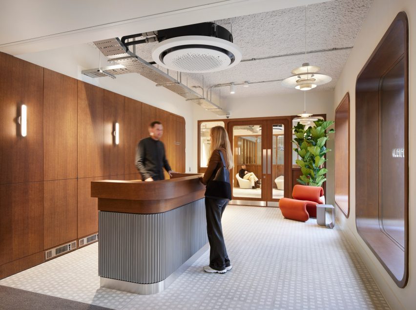 dMFK retrofits 1970s office building in Fitzrovia, London