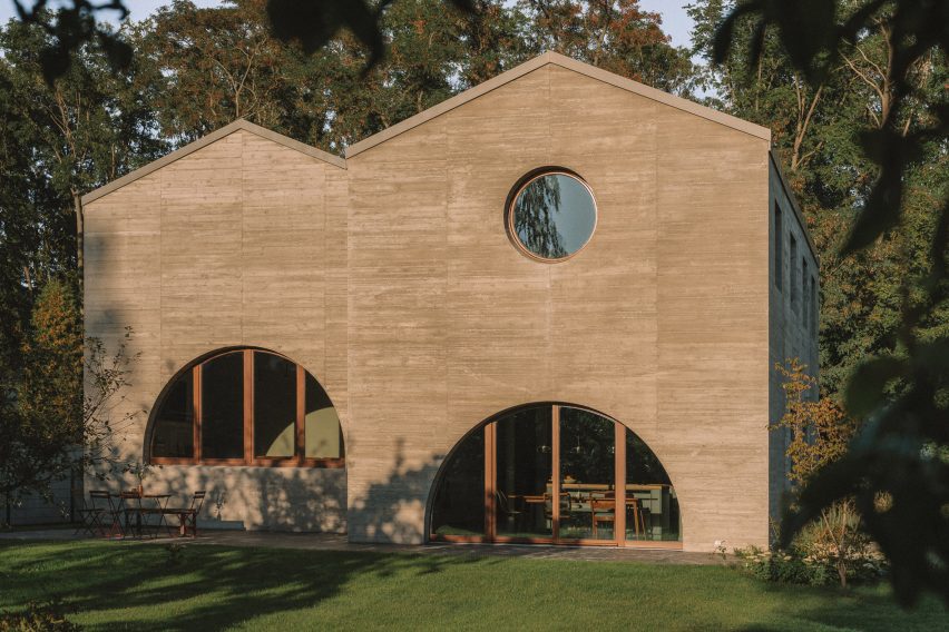 Exterior of Duplex by Atelier ST