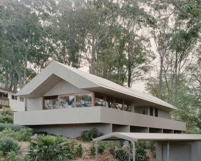 Exterior of Mossy Point in New South Wales by Edition Office