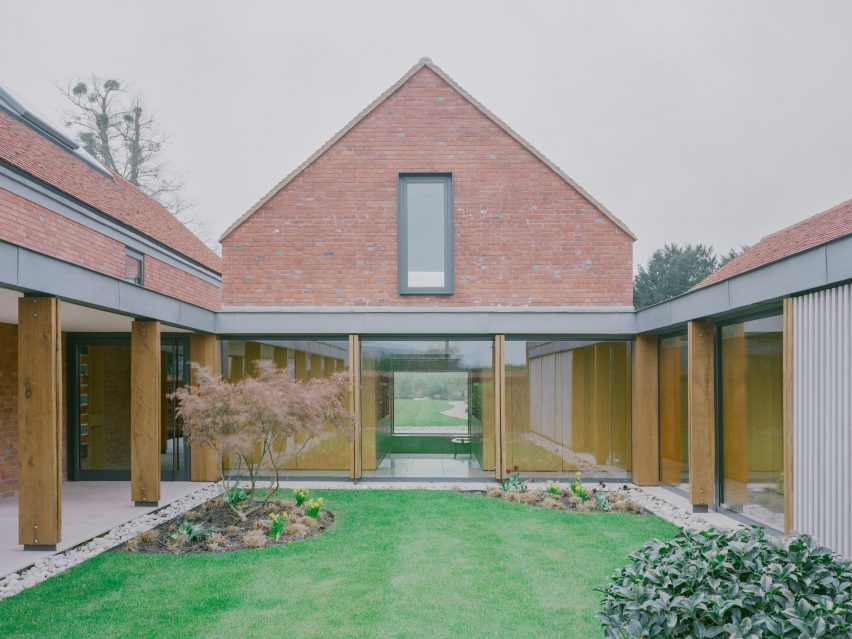 Lowater in Marlow, UK by Fletcher Crane Architects