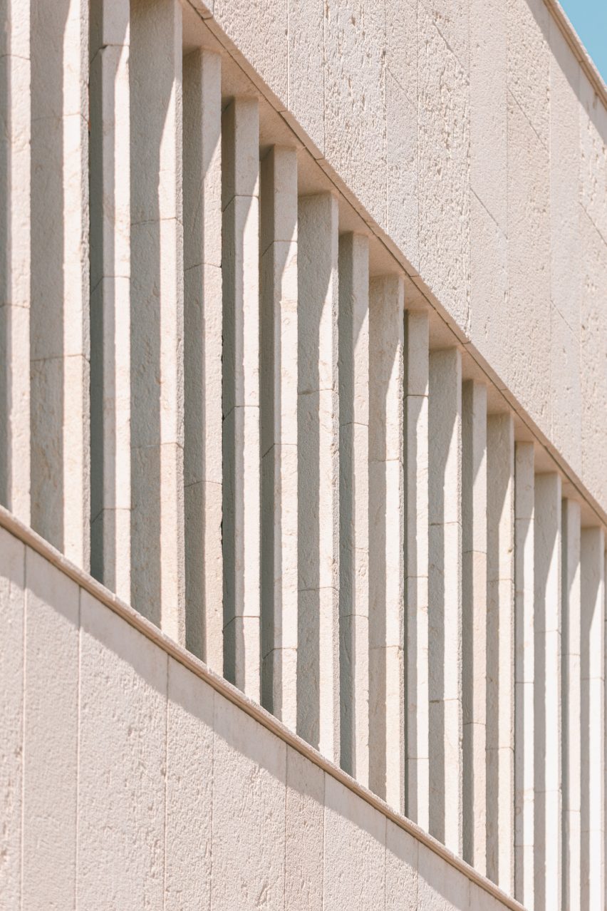 Auguste Benedict School in Cabriès by Amelia Tavella Architectes