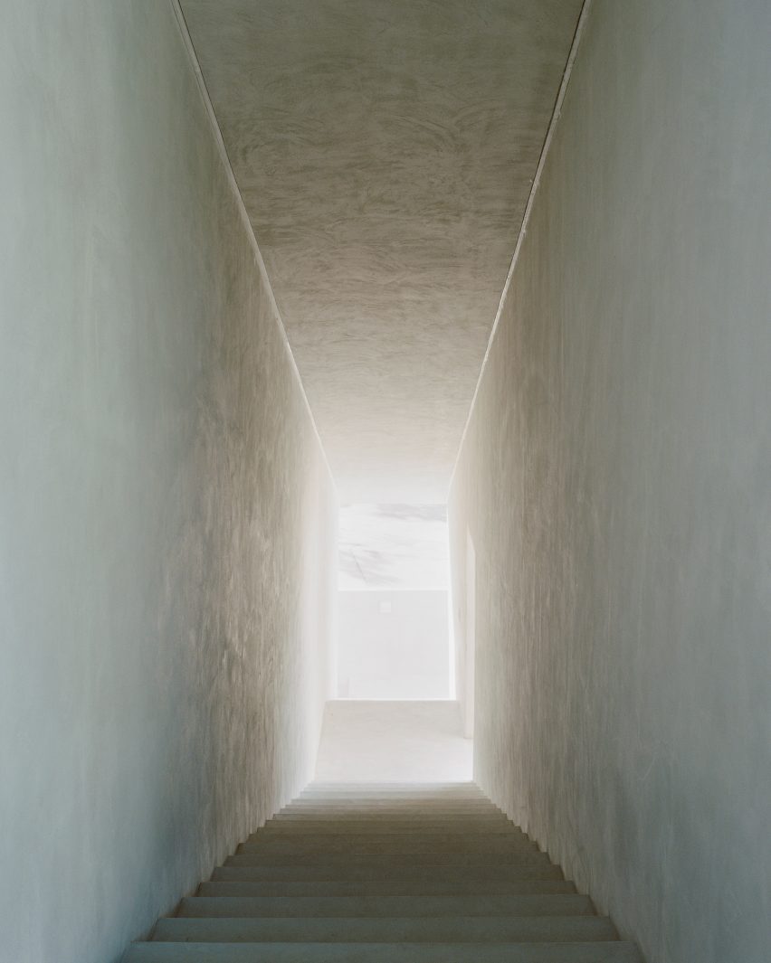 Staircase in FR House in the Philippines by CAZA
