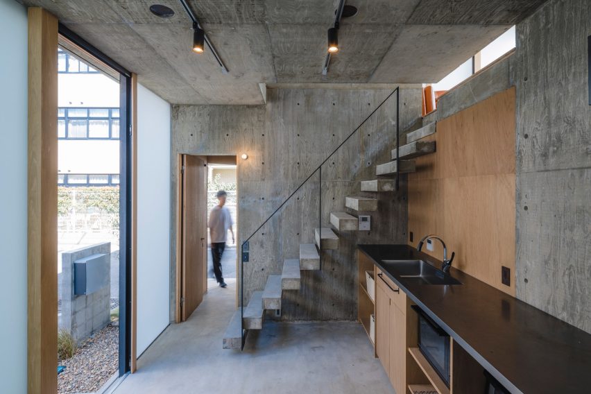Check patterned house in Japan by IGArchitects