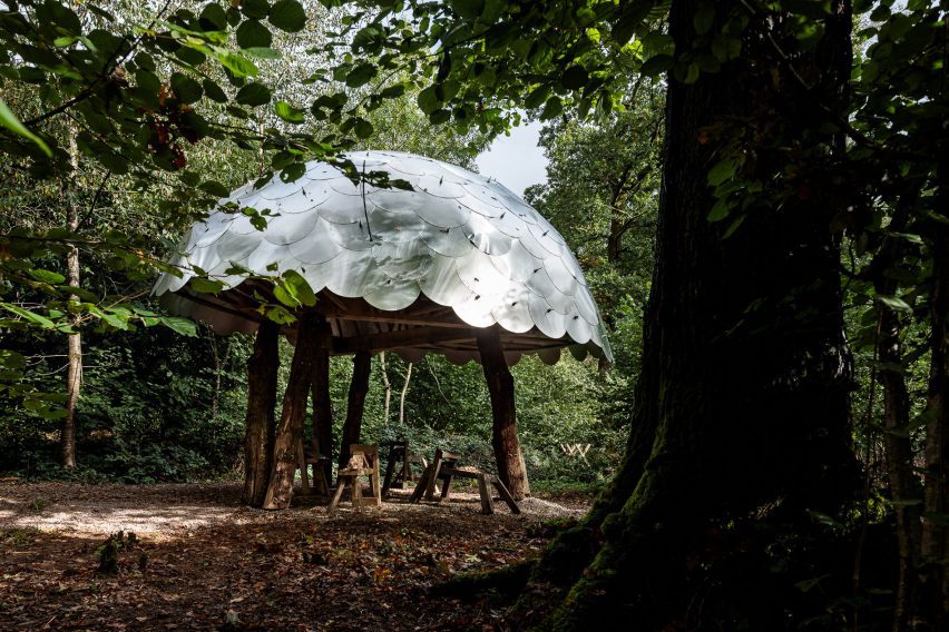 Woodworking shelter by Invisible Studio and Pearce+ in Gloucestershire