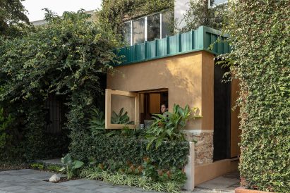 El Retiro residential extension