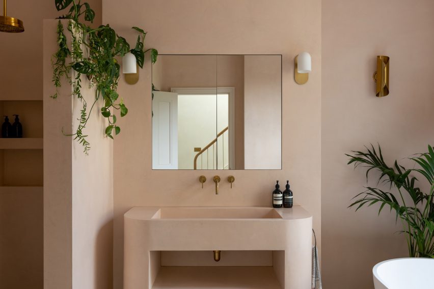 London house extension by Merrett Houmøller Architects and All & Nxthing