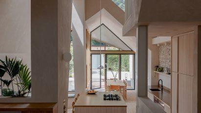 London house extension by Merrett Houmøller Architects and All & Nxthing