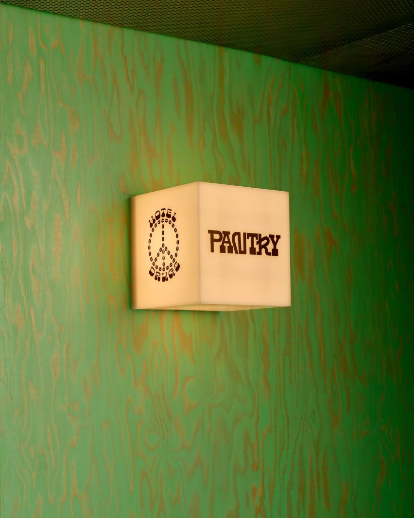 an illuminated cube sign