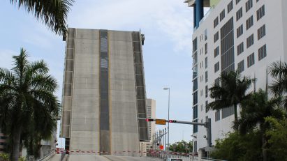 Miami bridge bascule