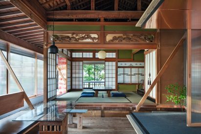 House in Toyama by NYAWA