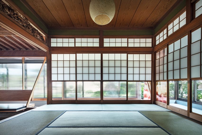 House in Toyama by NYAWA