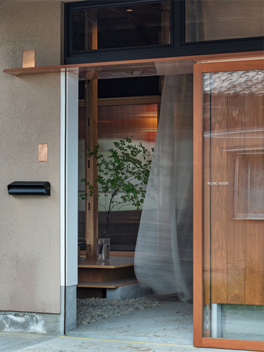 House in Toyama by NYAWA