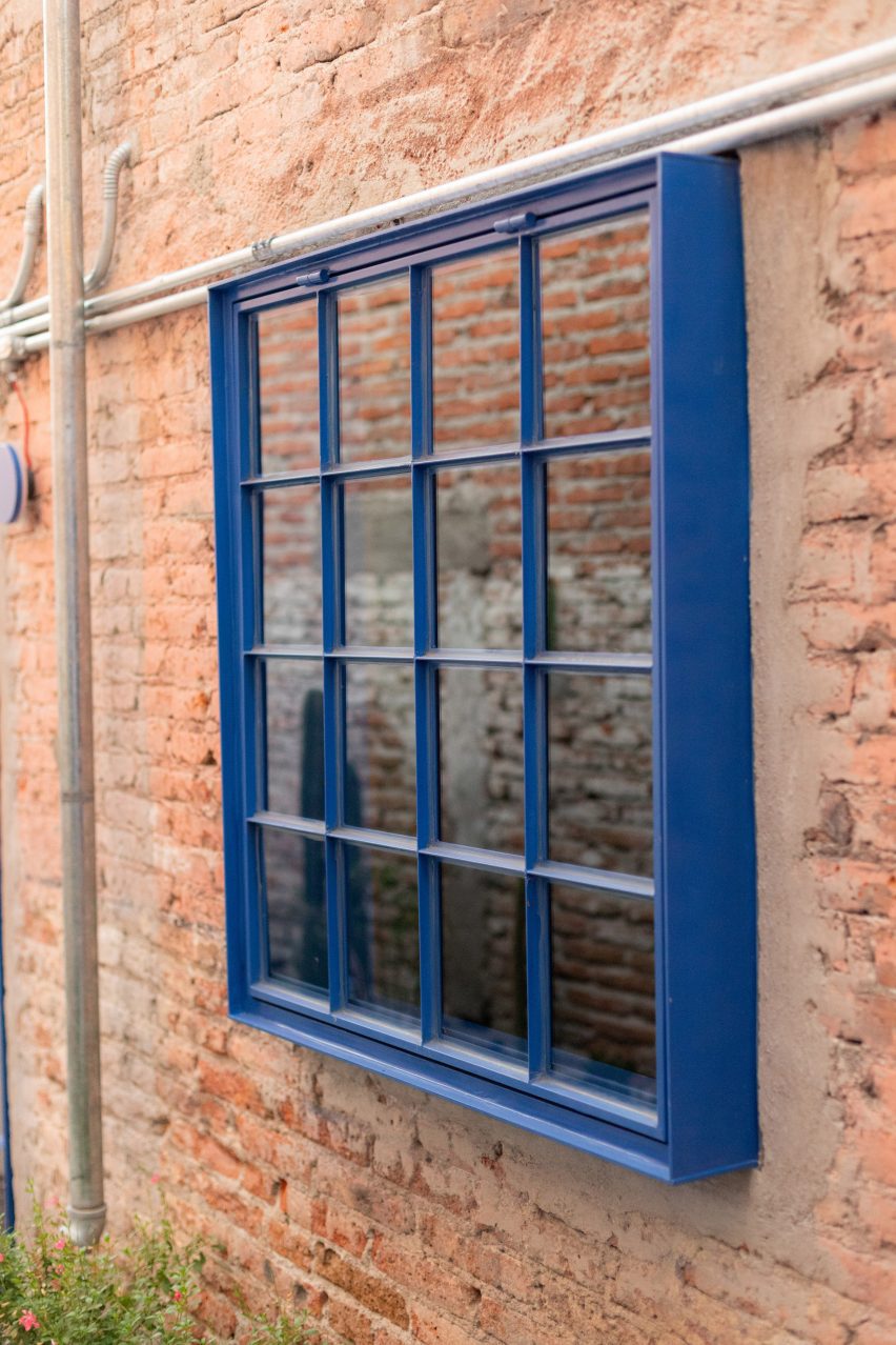 blue window