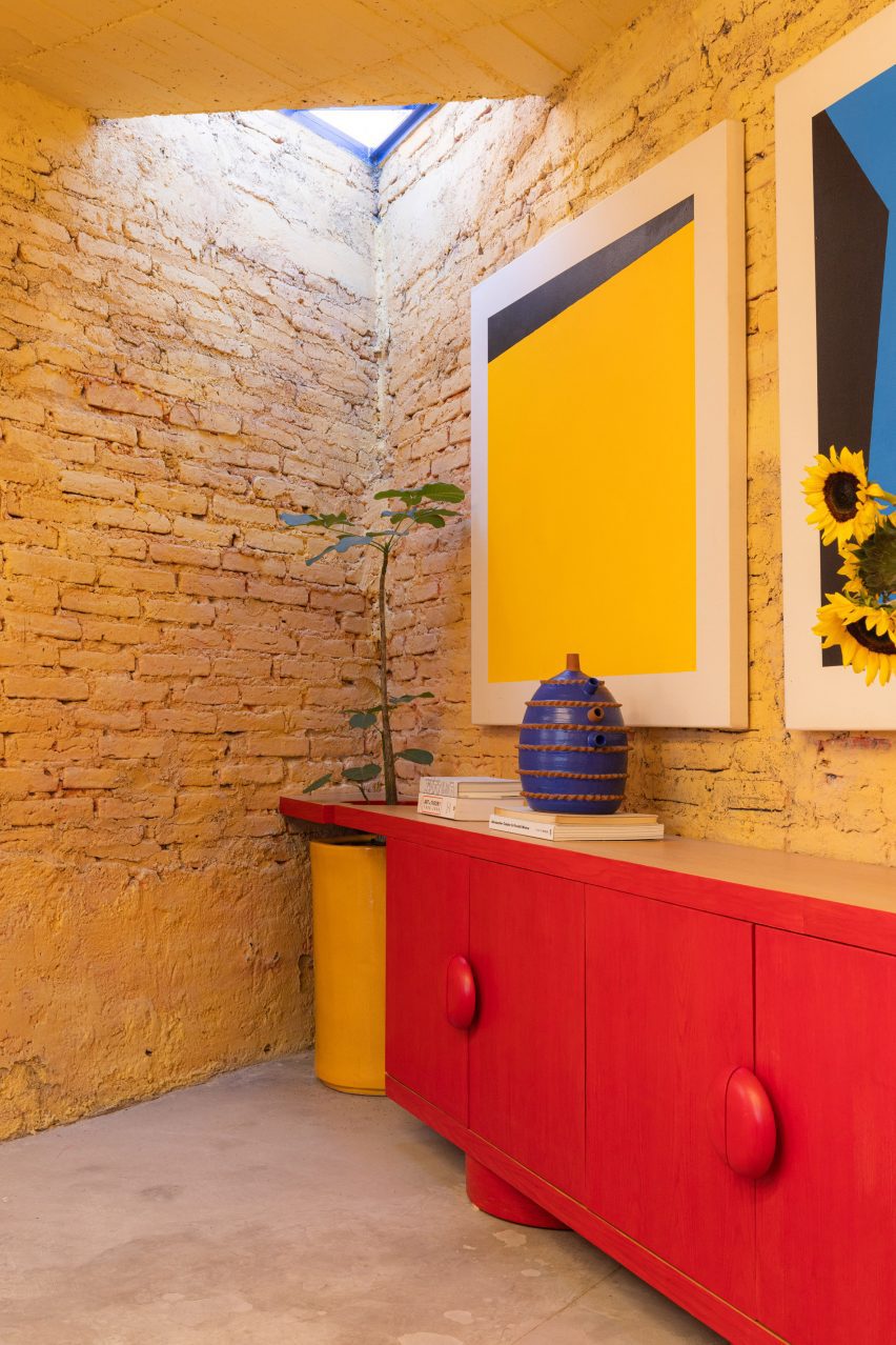 the corner of a primary coloured space