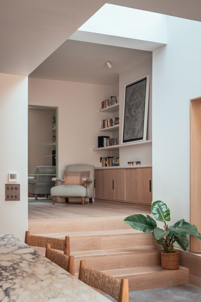 London home extension by Oliver Leech Architects