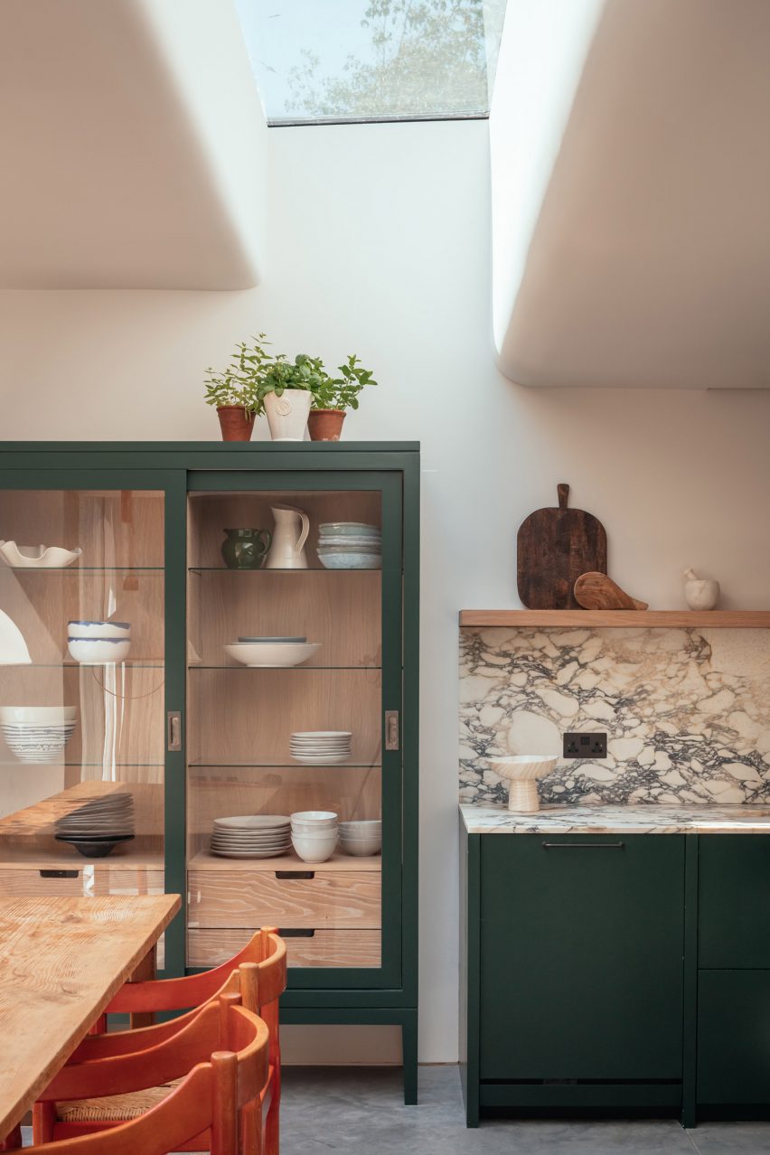 London home extension by Oliver Leech Architects