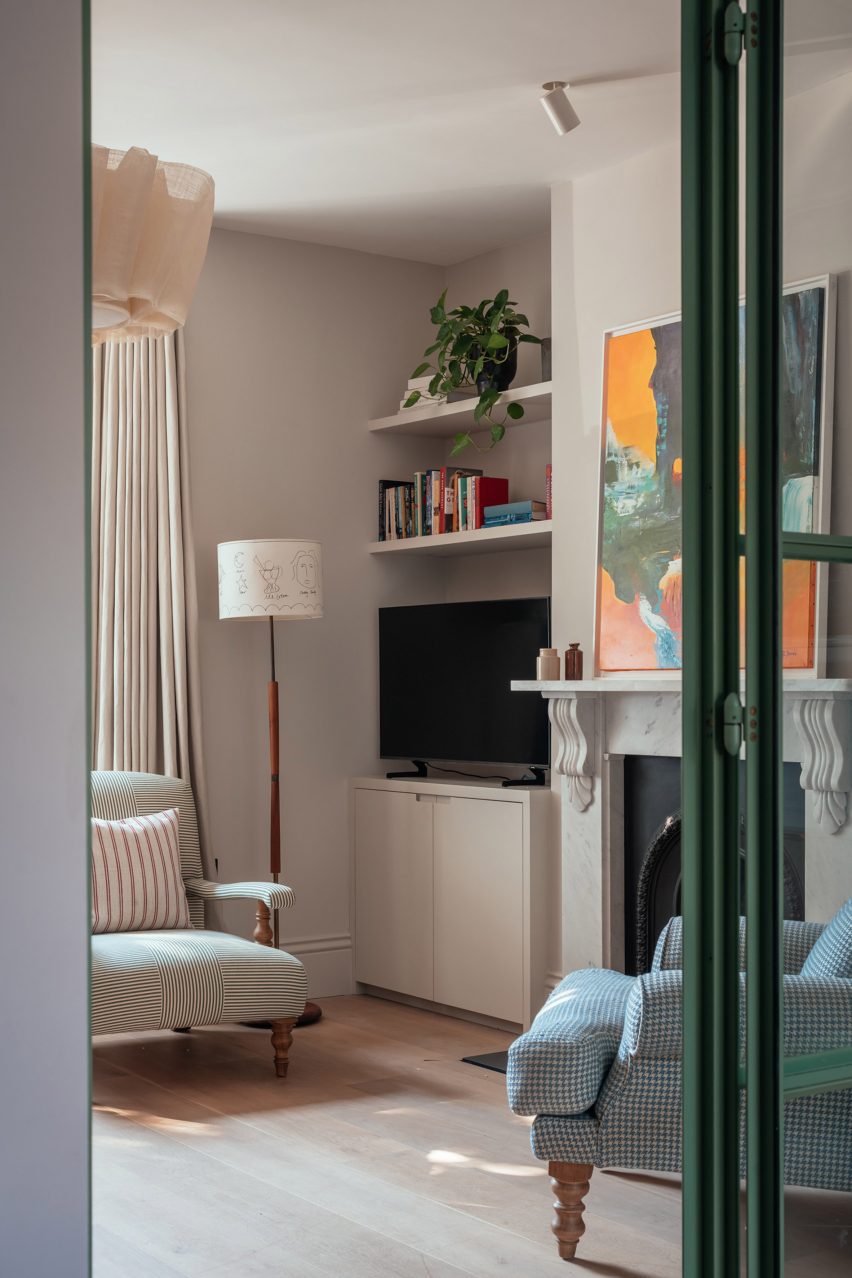 London home extension by Oliver Leech Architects