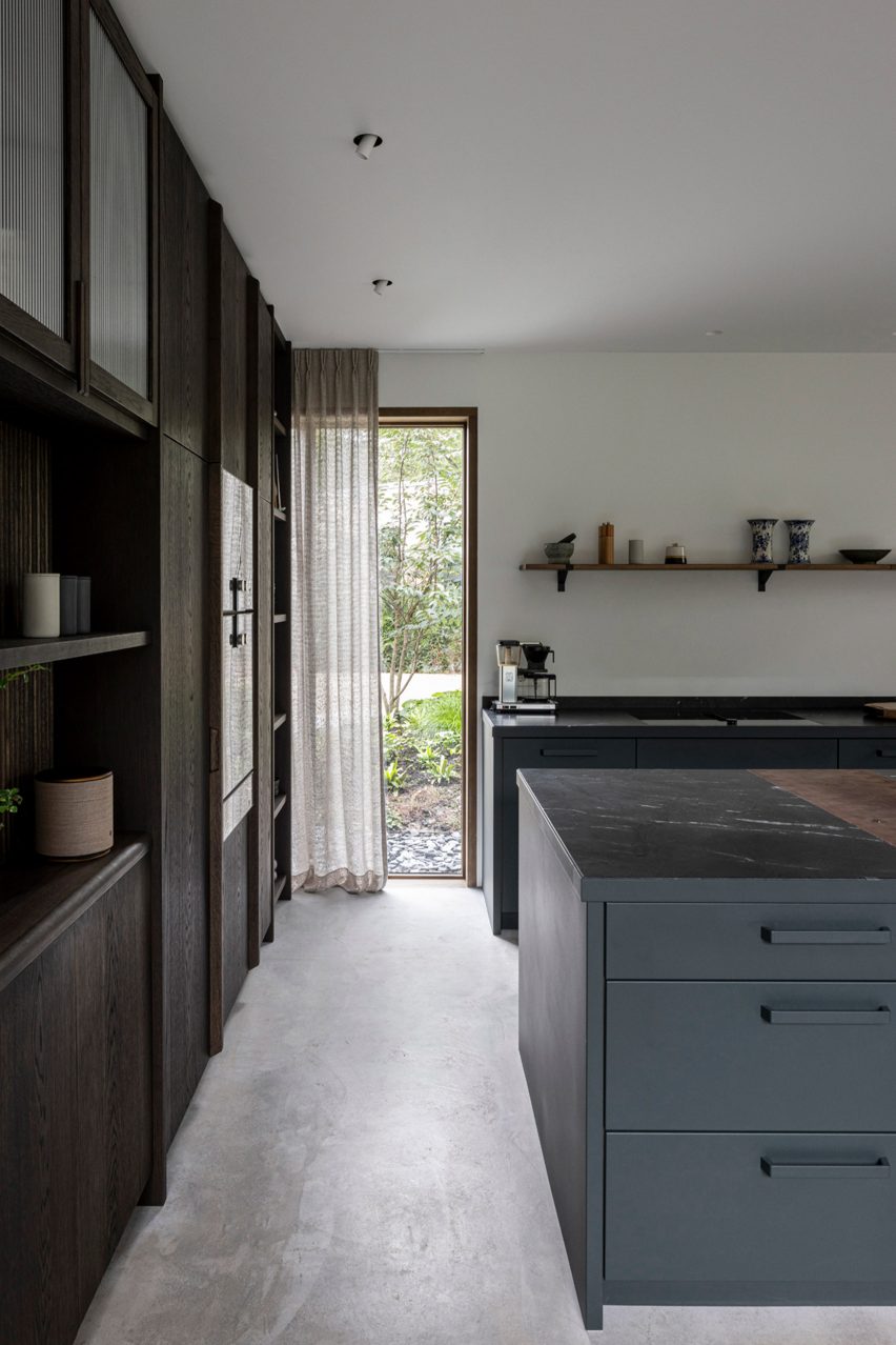 Open Park Villa by i29
