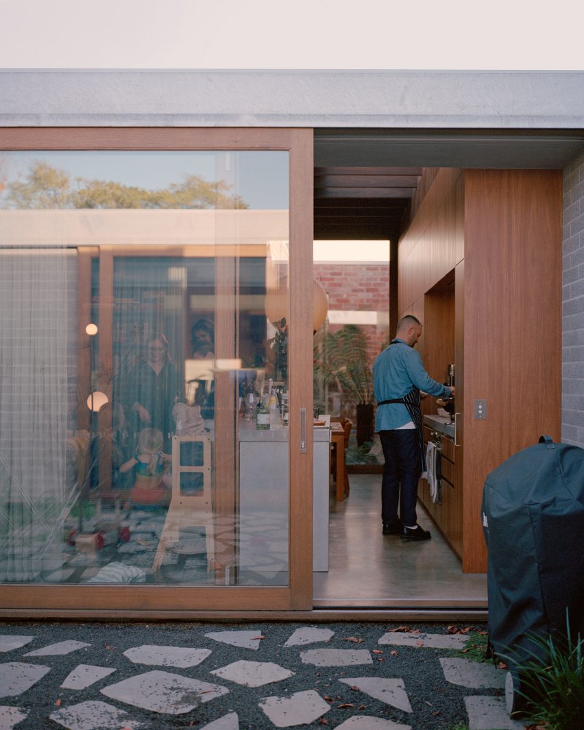 Quarry House in Melbourne by Winwood McKenzie