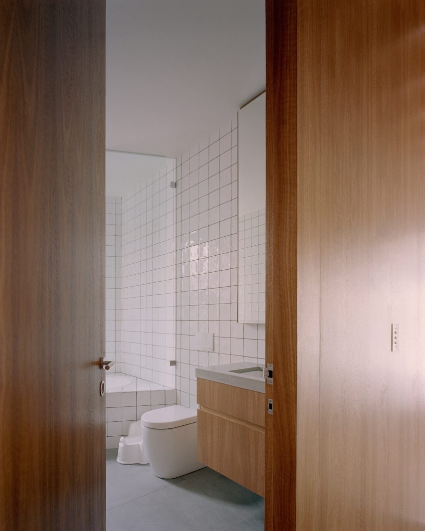 Quarry House in Melbourne by Winwood McKenzie