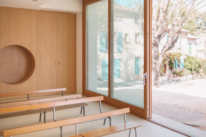 Auguste Benedict School in Cabriès by Amelia Tavella Architectes