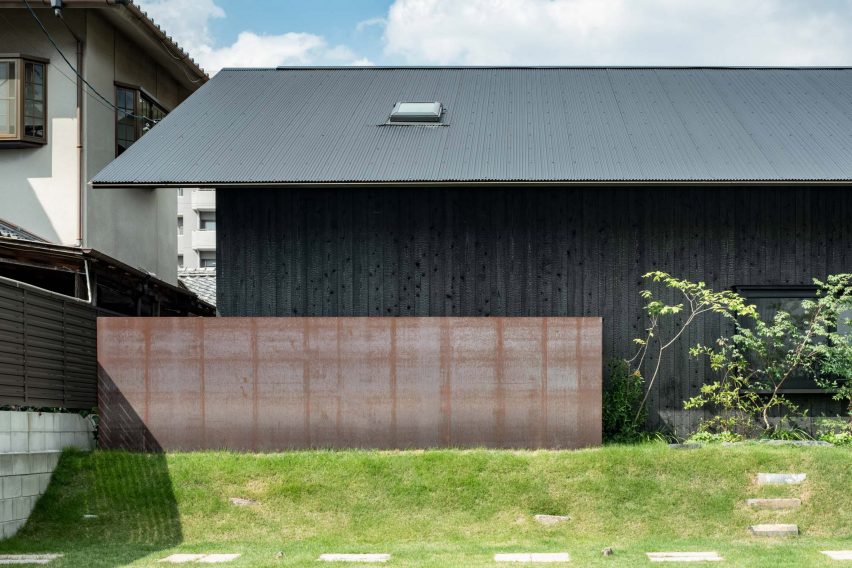 Yamaguchicho House in Japan by Slow
