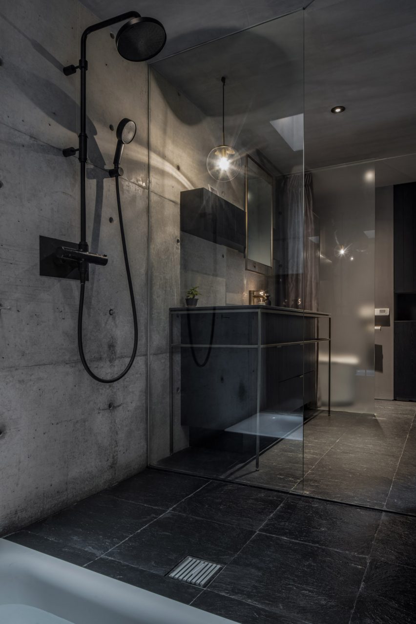 Yamaguchicho House in Japan by Slow