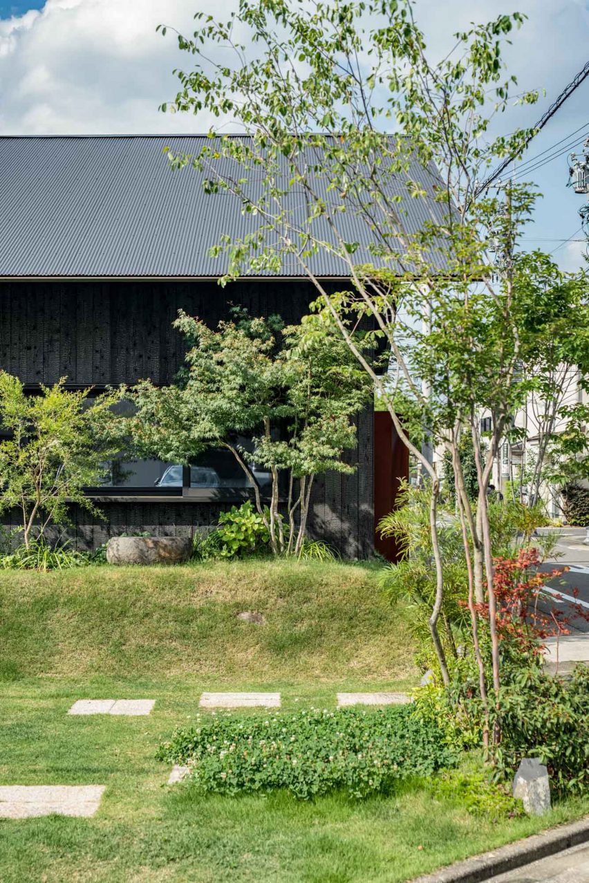 Yamaguchicho House in Japan by Slow